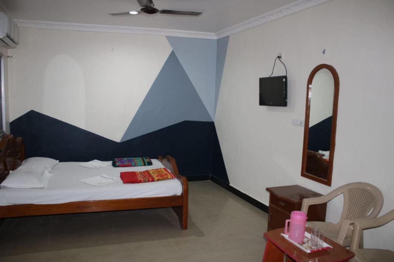 Hotel Sudhiksha Deluxe Rāmeswaram Exterior foto